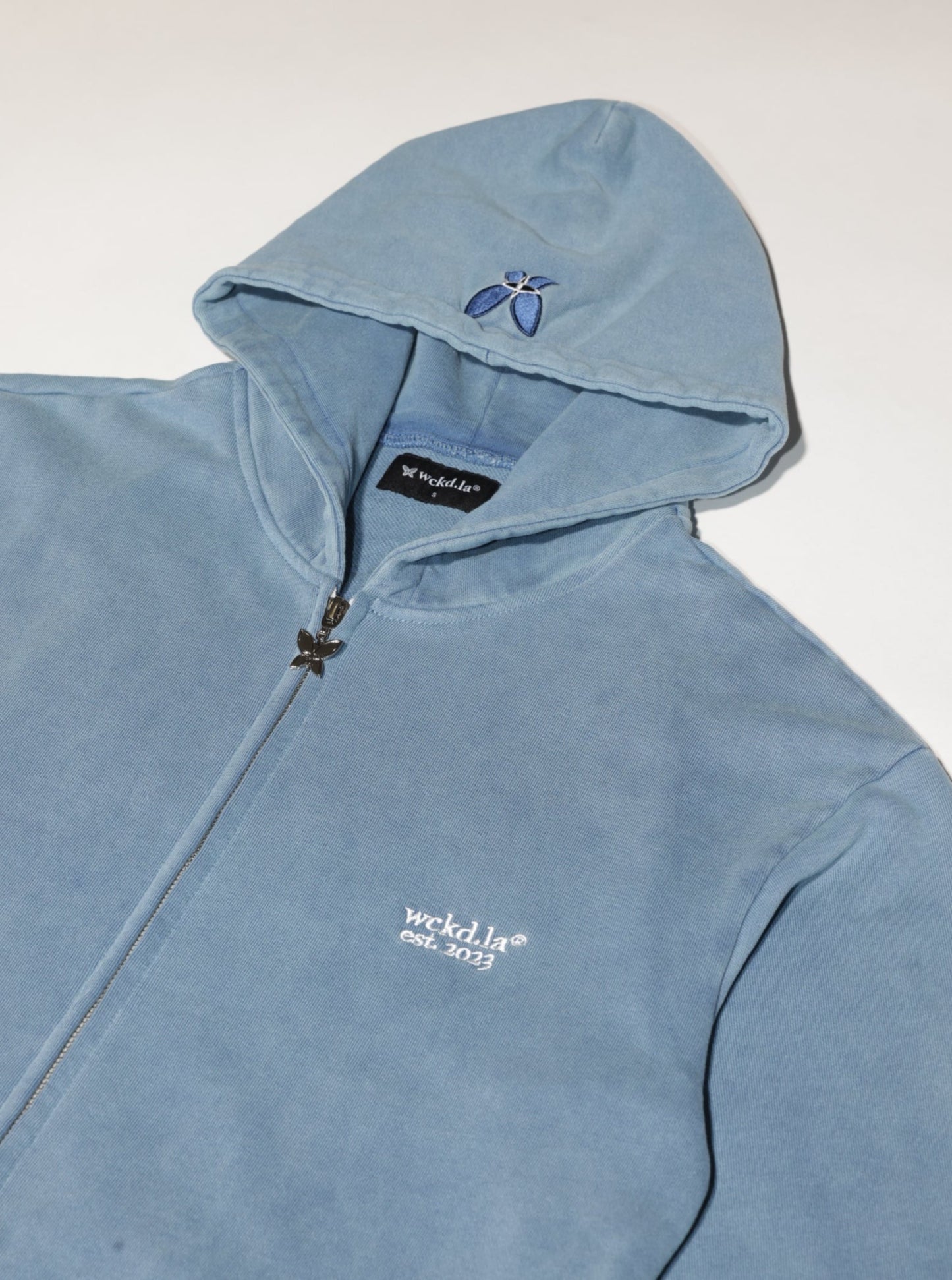 SIGNATURE ZIP-UP (SKY BLUE)