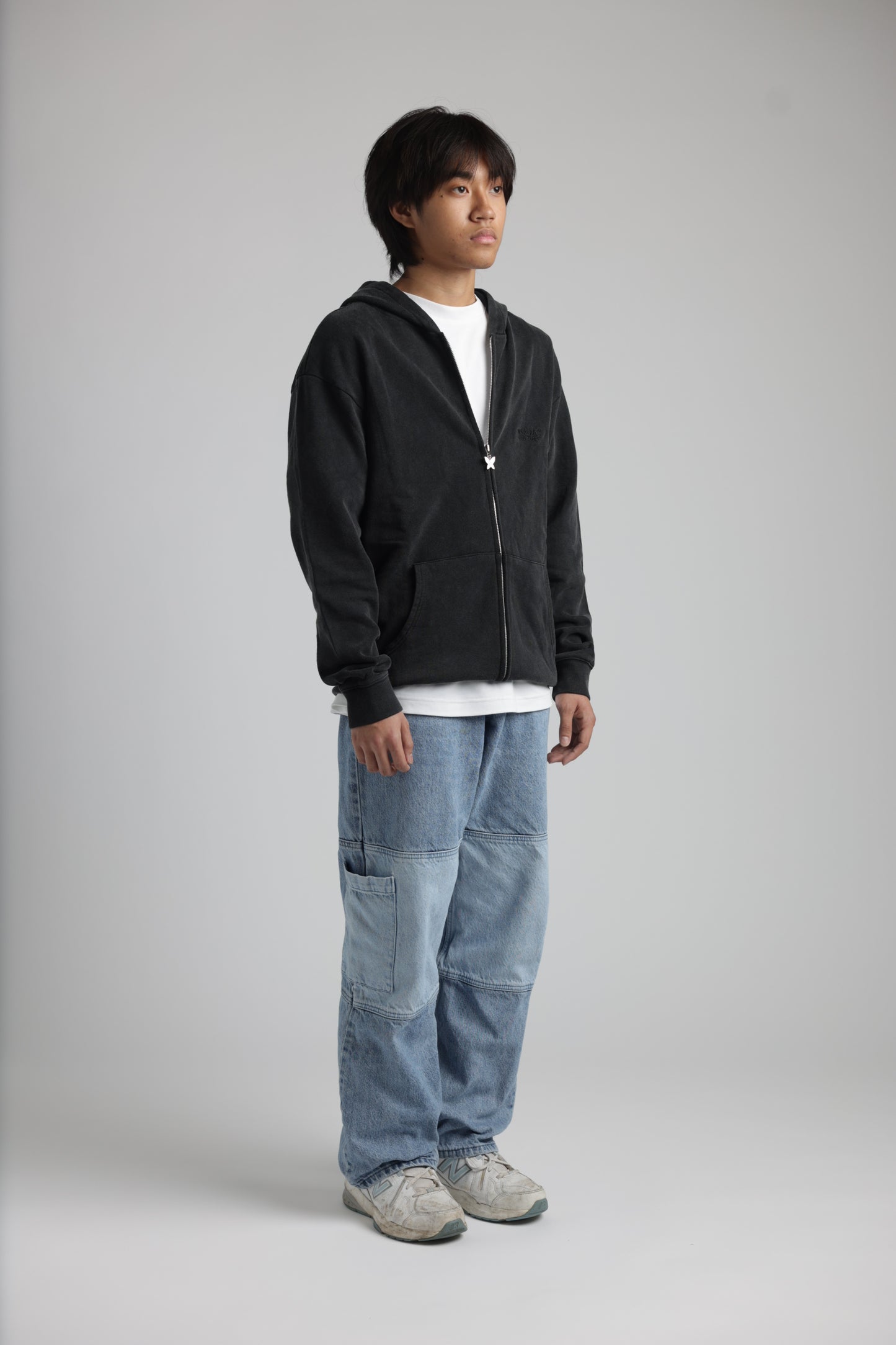 SIGNATURE ZIP-UP (CHARCOAL)